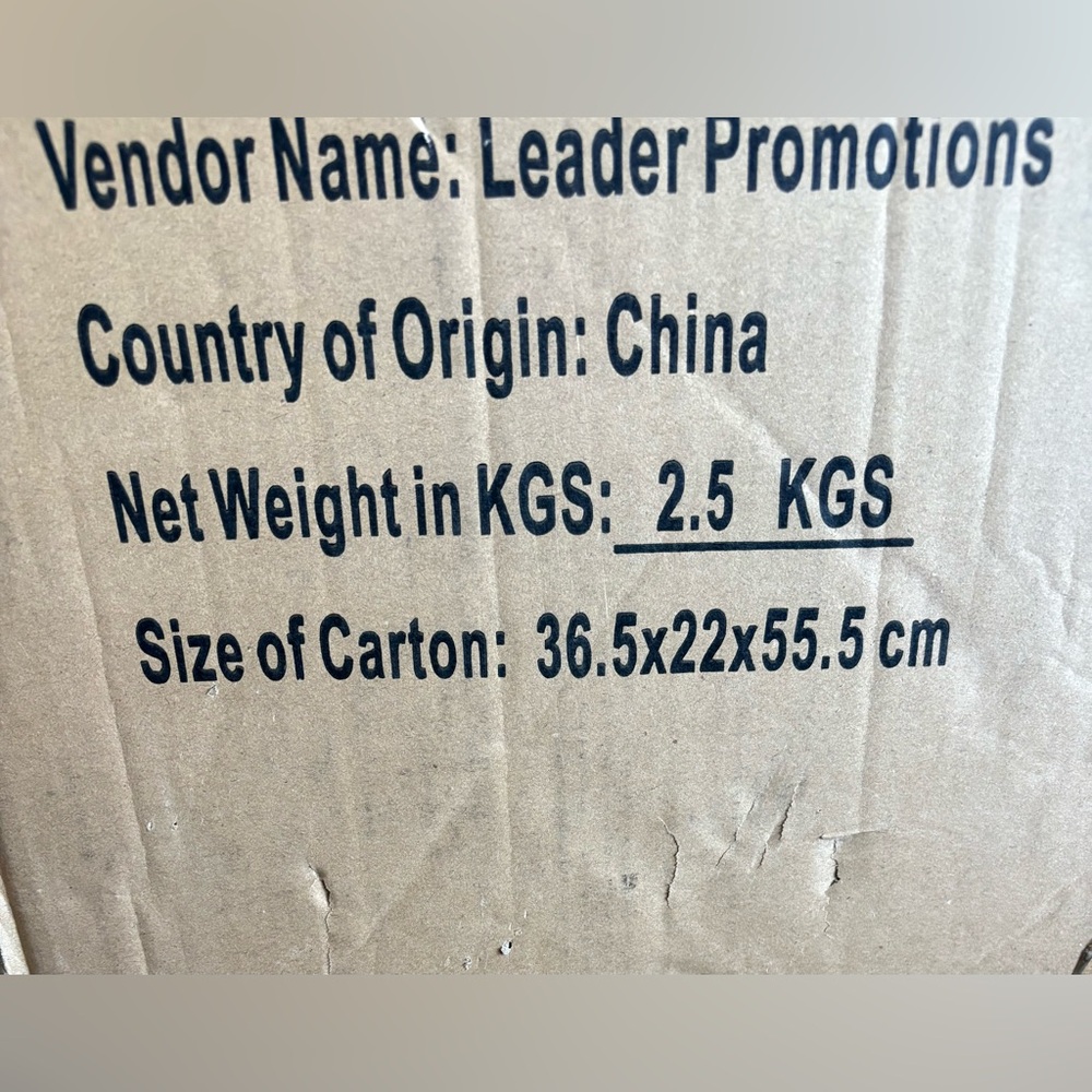 Lilly Pulitzer Carry on Luggage - Picture 4 of 4